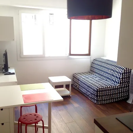 Апартаменти La Reine Astrid Антіб